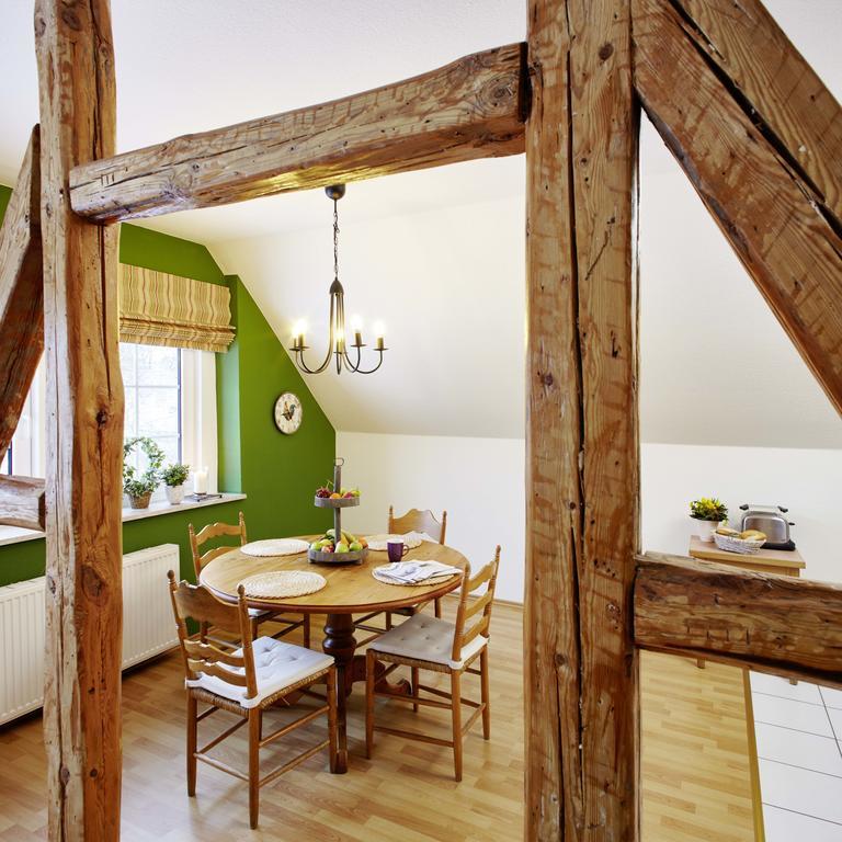Hotel Hof Tuetsberg Биспинген Экстерьер фото